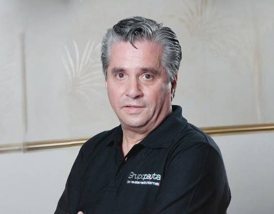 El destacado periodista Rubén Murgas Torraza