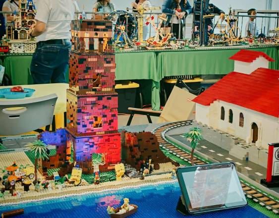 ML | Set de piezas de lego de Panamá la Vieja.