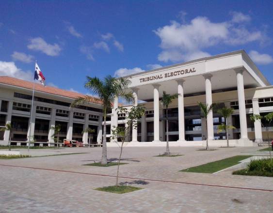 ml | El edificio sede del Tribunal Electoral en Ancón.