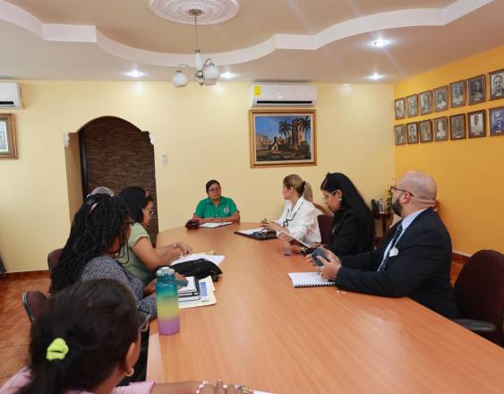 ML | Autoridades del Senniaf en el plantel.