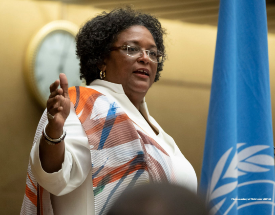 Panamá felicita a la primera ministra de Barbados por su reelección