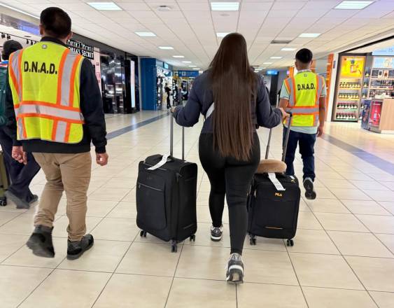 ML | Colombiana de 23 años capturada en el Aeropuerto Internacional de Tocumen.