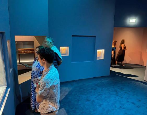 JEREMY AUDOUARD / AFP | Visitantes del Museo de Villena.