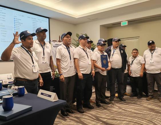 ML | Miembros de la nueva junta directiva del CONATO.
