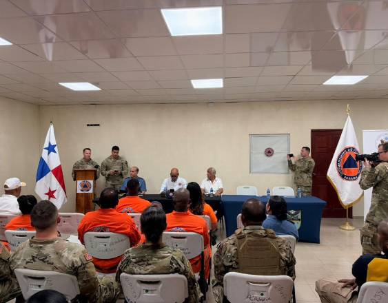 Cortesía | Entidades del Sinaproc con agentes del Comando sur.