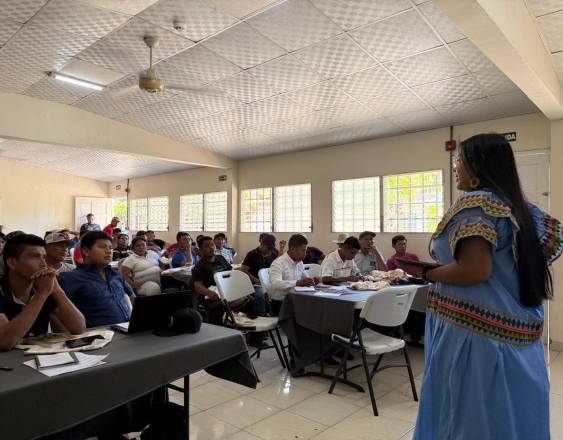 ML | Charla dictada por personal de Cobre Panamá.