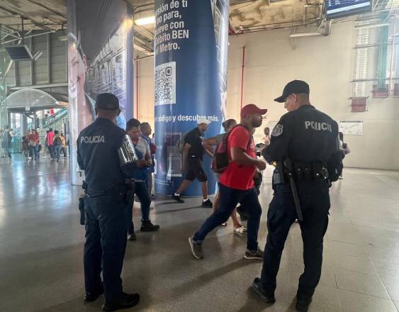 La Policía Nacional refuerza seguridad en estaciones del Metro