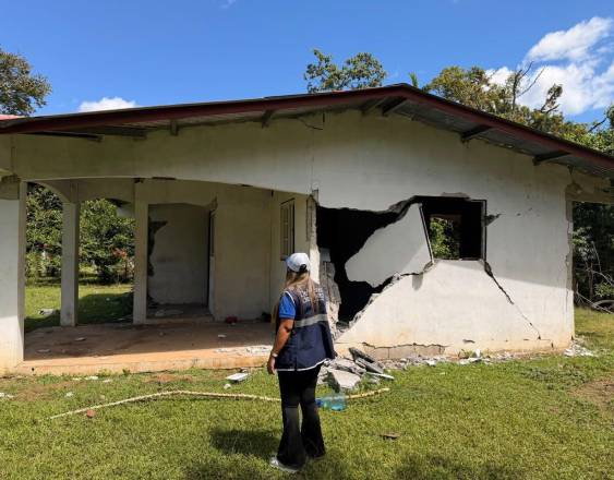 ML | Unidad de la Defensoría del Pueblo inspecciona una residencia.