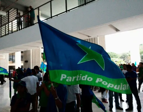 El Partido Popular no va a ser “bisagra”, según dirigentes