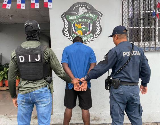 ML| Persona aprehendida durante un operativo en Colón.