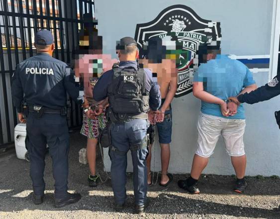 La Policía aprehende a 239 personas