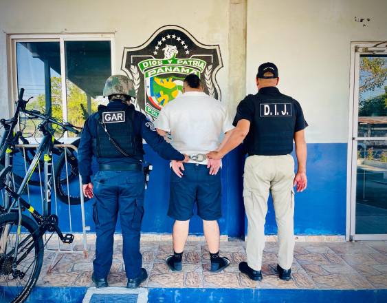 ML | Una de las personas capturadas por la policía.