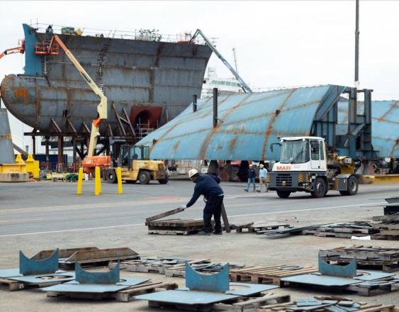 Caída de la producción industrial en EEUU a su nivel más bajo del año (Encuesta)