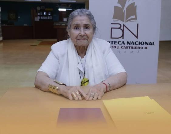 ML | Elvia Lefevre De Wirz. Foto: Biblioteca Nacional.