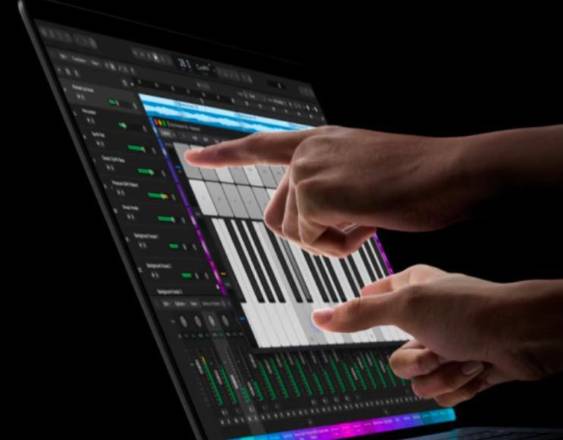 MacBook Pro con pantalla PROLED XDR.- APPLE