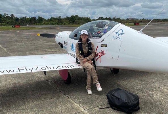 Hoy llega a Panamá Zara Rutherford, la joven piloto que le da la vuelta al mundo