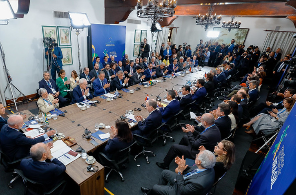 Un poco de historia del Sur y el mercosur