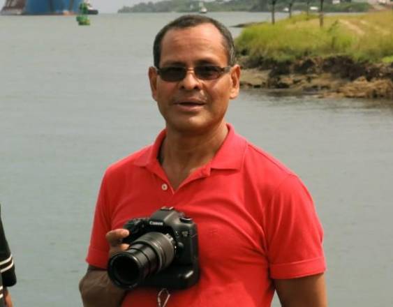 ML | El reconocido fotógrafo panameño Alcides Rodríguez.