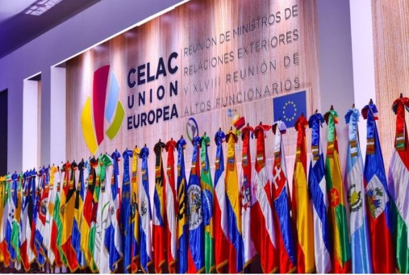 La UE y Celac abordarán mañana los retos del multilateralismo y el comercio