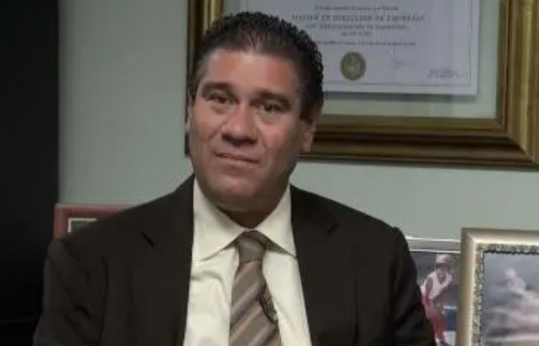 Brands detenido por presunto enriquecimiento injustificado