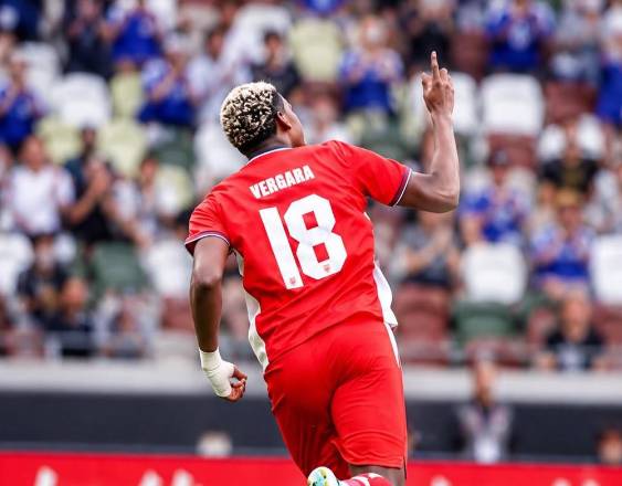 Panamá vence a Ecuador en penales.
