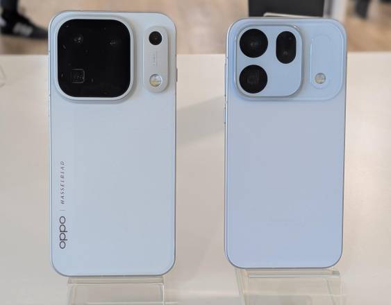 (Foto de ARCHIVO) OPPO Find X10 Pro Max en color blanco y OPPO Find X10 en color Gris niebla EUROPA PRESS 16/10/2026