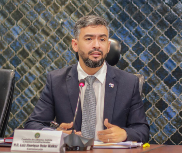 Gremios empresariales apoyan los proyectos de ley del procurador