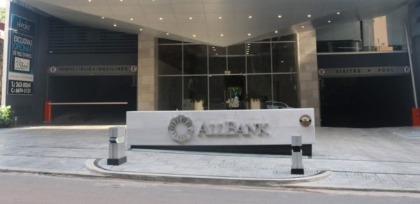 Superintendencia de Banco anuncia la toma de control del AllBank