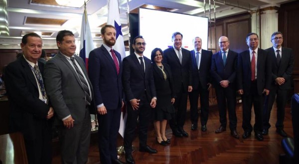 Directores del FMI finalizan su visita en Panamá