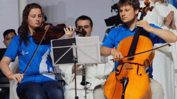 Concierto católico “Mi Alma Glorifica al Señor” en el gimnasio de la USMA