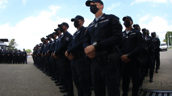 La Policía Nacional busca reclutas para aumentar su pie de fuerza
