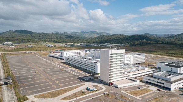 Constructora de Slim acuerda con Panamá dejar las obras de mega hospital