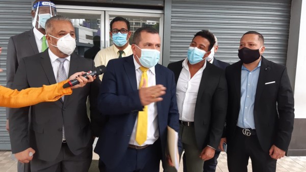 Presentan nueva denuncia contra el expresidente Varela