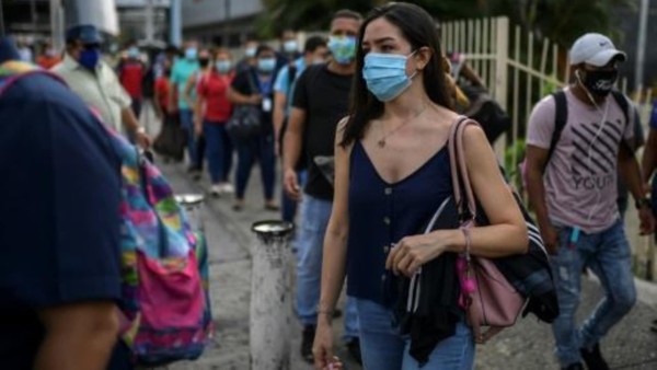 Índice de confianza de los consumidores panameños disminuyó en enero