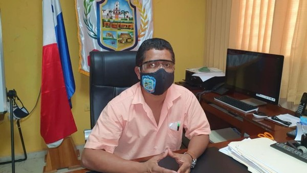 Alcalde de Río de Jesús deberá pagar B/. 4,998.00 tras celebrar su cumpleaños en plena pandemia