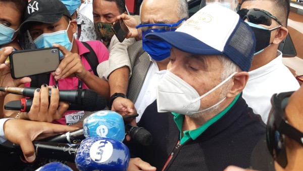 Martinelli tendrá que notificarse los días 15 de cada mes y no podrá salir del país