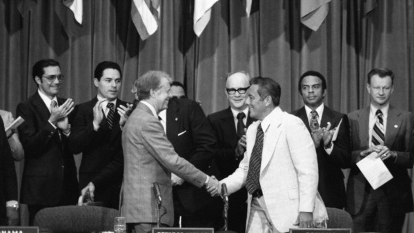 Panameños celebran 42 años de los Tratados Torrijos-Carter