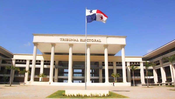 En Panamá 1,409,462 personas están inscritas en partidos