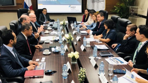 Directores del Fondo Monetario Internacional realizan visita a Panamá
