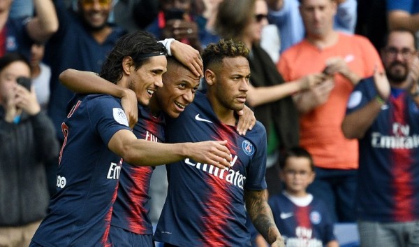 Neymar, Mbappe y Cavani propician la victoria del PSG ante el Angers