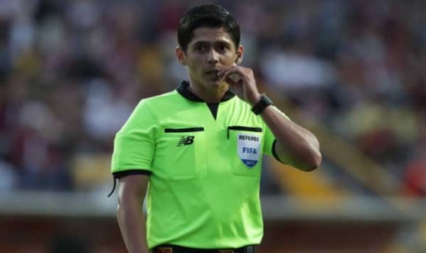 El tico Ricardo Moreno será el árbitro en el Panamá-México