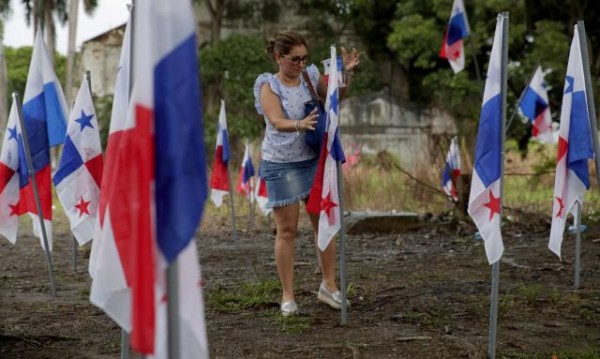 Siembra de banderas para rechazar ubicación de embajada china en Amador