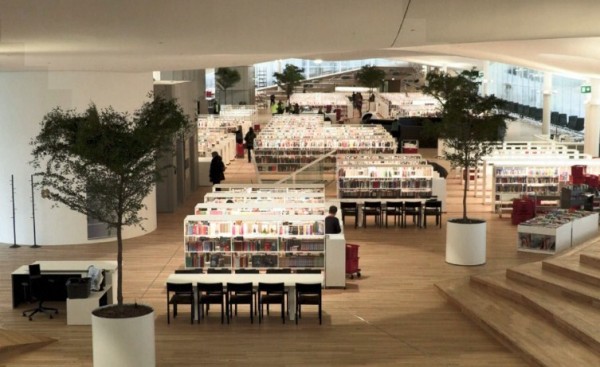 Helsinki inaugura Oodi, la biblioteca del siglo XXI