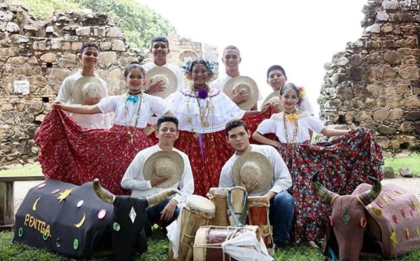En el Festival Nacional del Toro Guapo de Antón se celebrará el primer Desfile de la Pollera “Picarona”