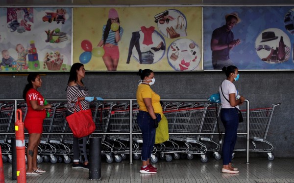 Consumidores panameños mantienen niveles de desconfianza