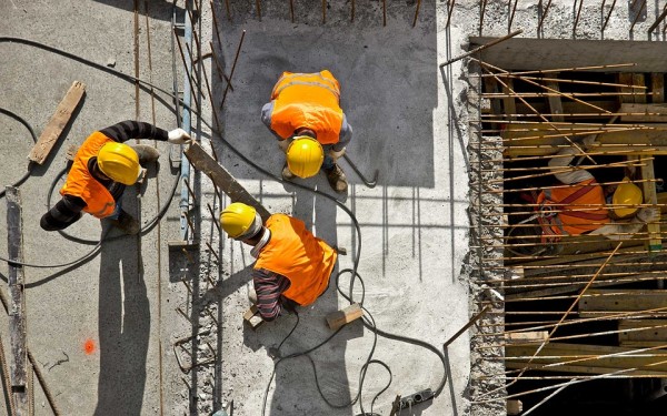 CAPAC y MITRADEL analizan normas de inspección para reinicio de la construcción