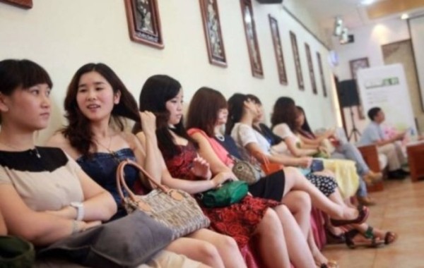 Mujeres solteras de China buscan donantes de esperma en el extranjero
