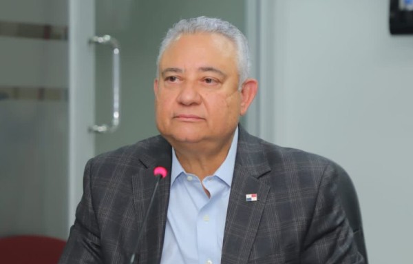 “No estamos de acuerdo con ningún hecho de corrupción”, afirmó el viceministro Carlos García en mesa de diálogo