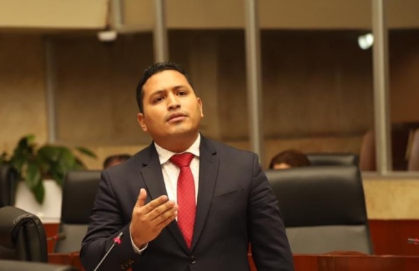 Confirman que el diputado Pedro Torres tiene Covid-19