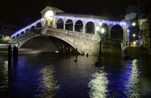 En Venecia manifiestan para pedir la prohibición de los cruceros en la laguna